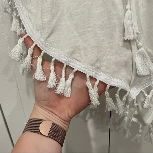 Victoria Secret White Tassel Shorts - Picture 4 of 8